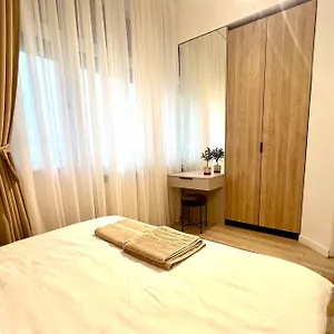 Flat In Near Old Town Bucarest